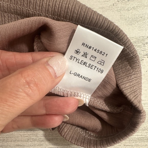 NWT! Women's Cozy Listicle Rib Knit Tank & Legging Set Mocha Large - Picture 7 of 16